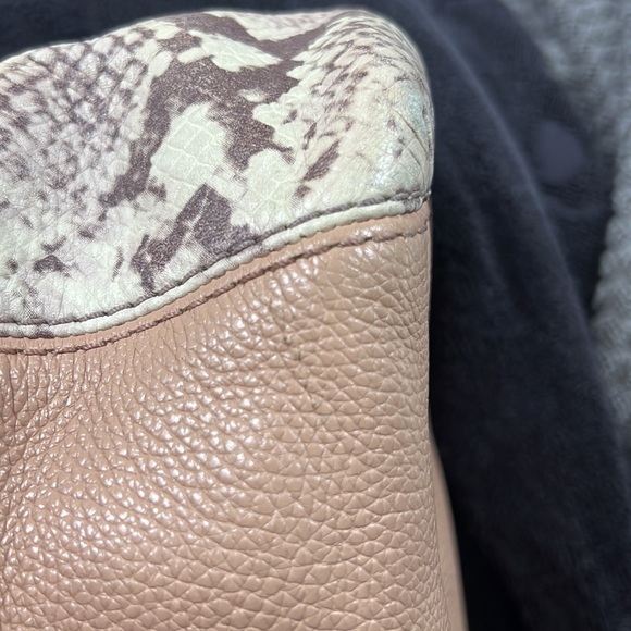 Coach Lexy F13691 Purse - Picture 9 of 10